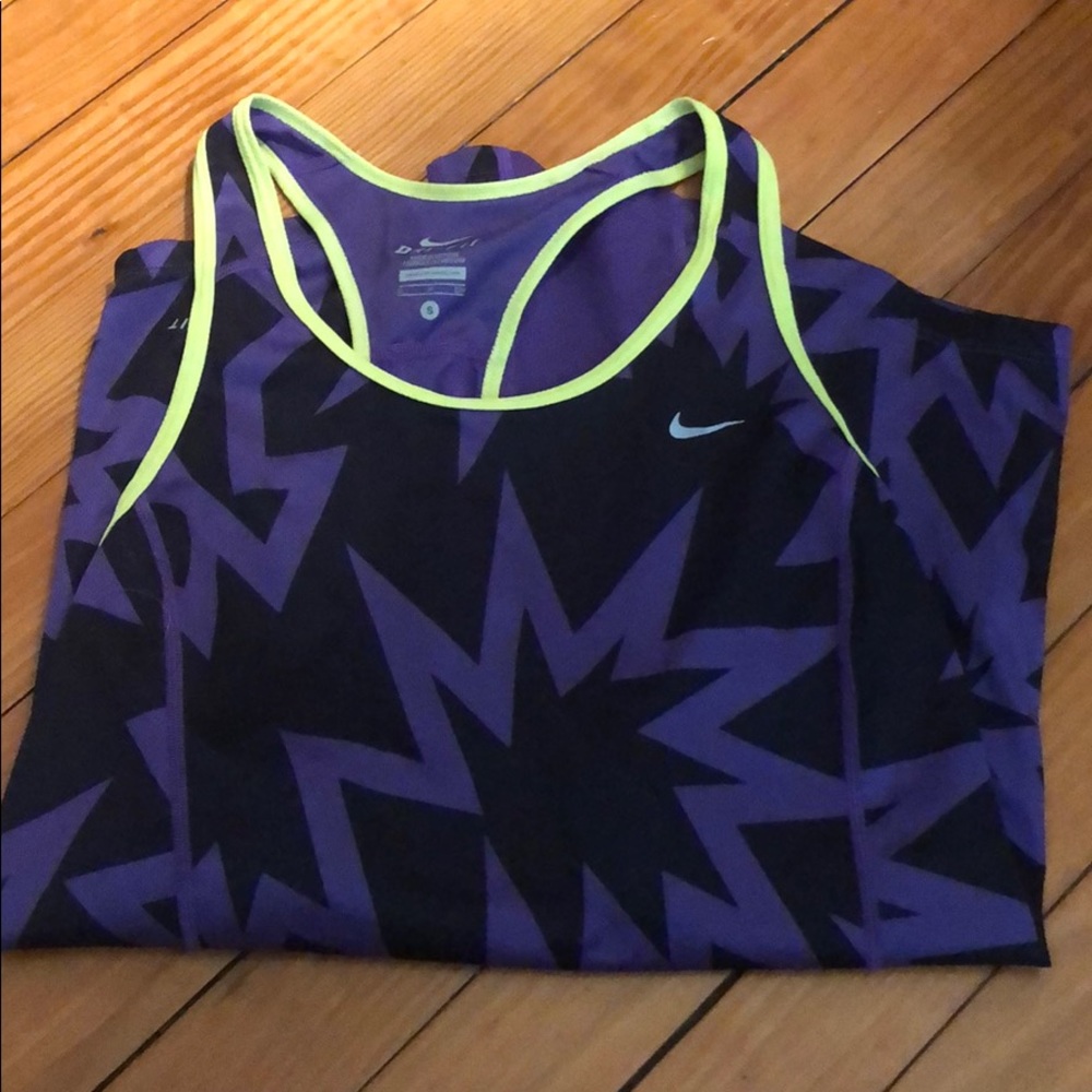 Nike Women’s Dri-fit Workout Tank Small